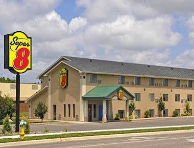 Super 8 By Wyndham Willmar Otel Dış mekan fotoğraf